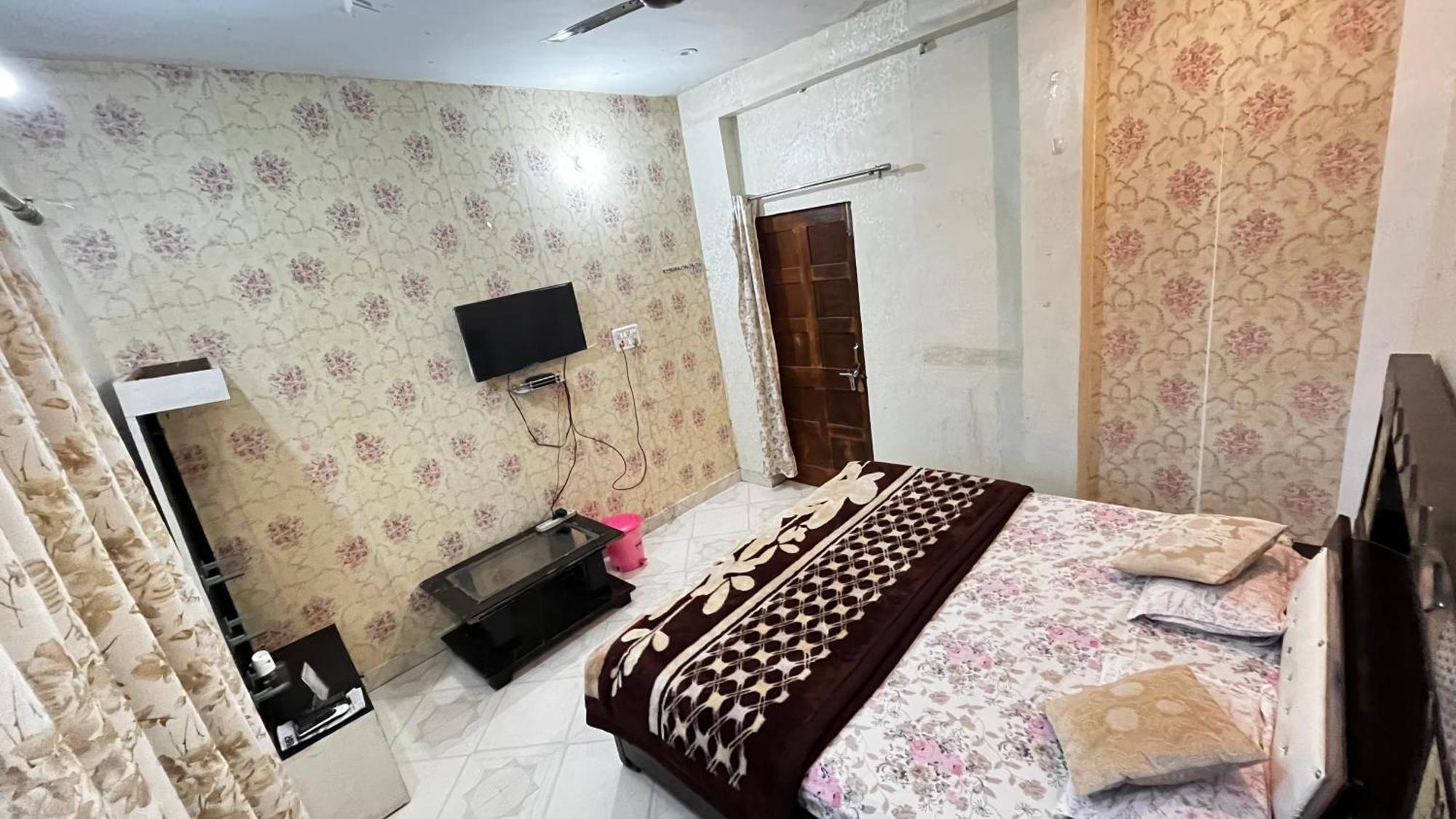 Hotel Sunset Orchha Exterior photo