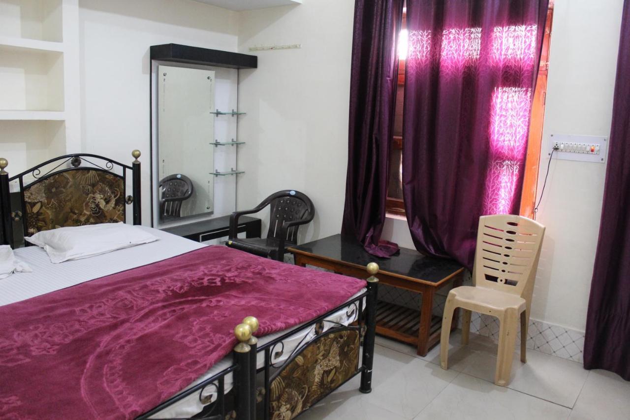 Hotel Sunset Orchha Exterior photo